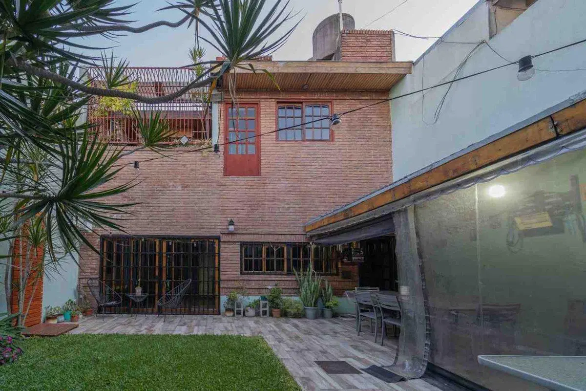 Chalet: Lote propio en 2 plantas, mataderos 5