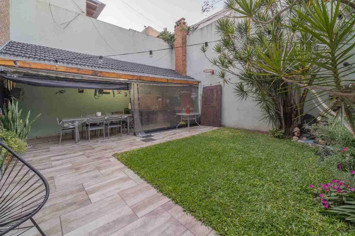 Chalet: Lote propio en 2 plantas, mataderos 2