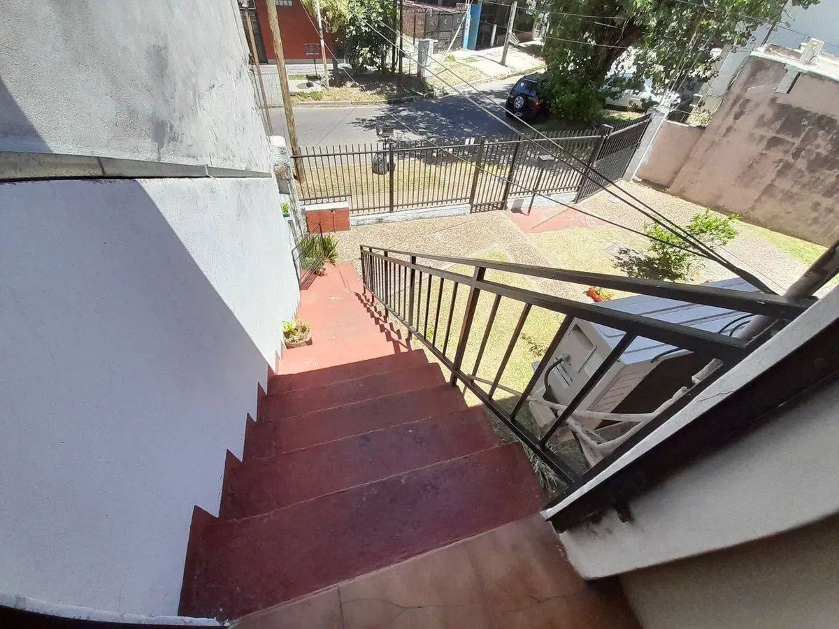 CASA EN VENTA LOMA HERMOSA APTA CREDITO 580 M2 TOT 8