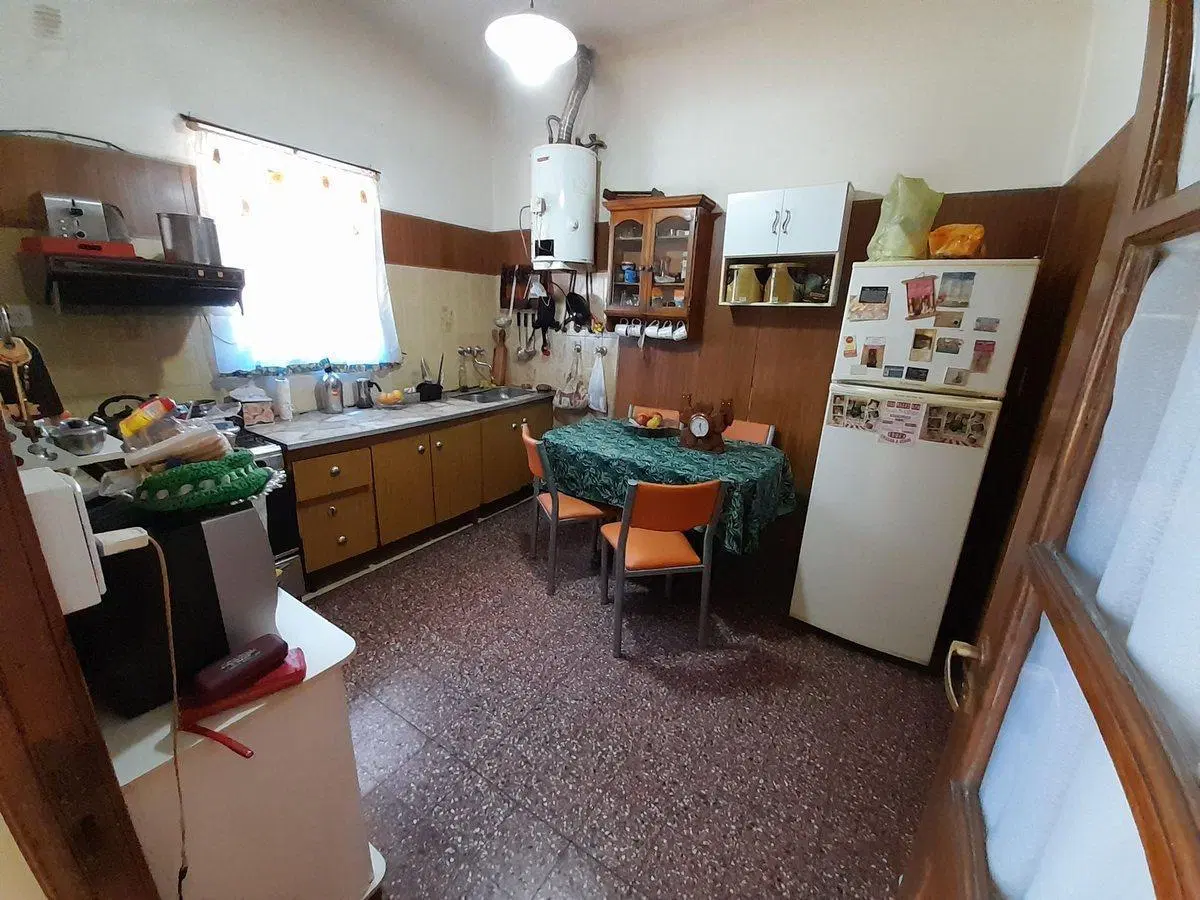 CASA EN VENTA LOMA HERMOSA APTA CREDITO 580 M2 TOT 4
