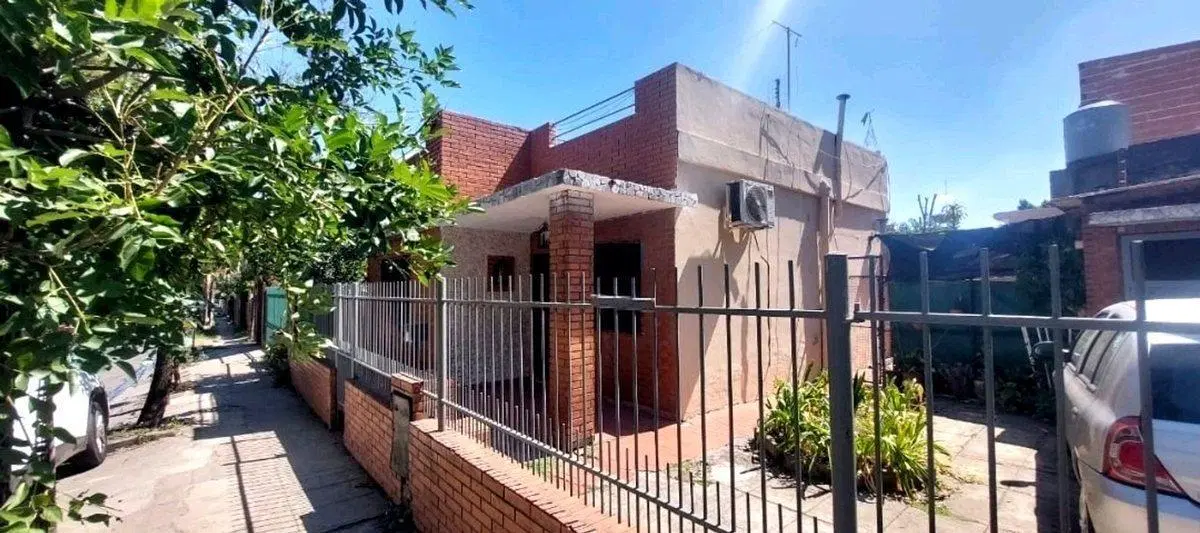 Venta PH tipo casa 3 ambientes en José León Suárez 3