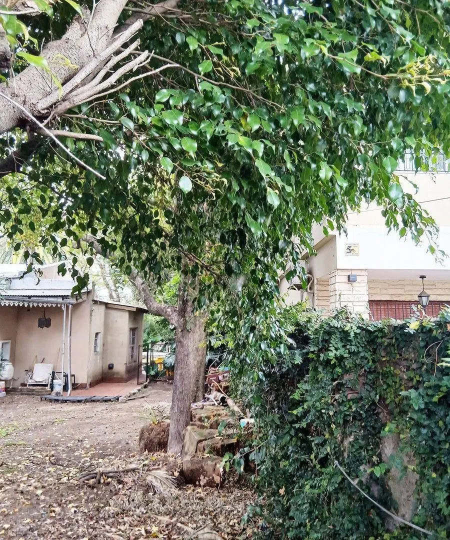 Venta de lote de terreno 338 m2 en Villa Ballester 4