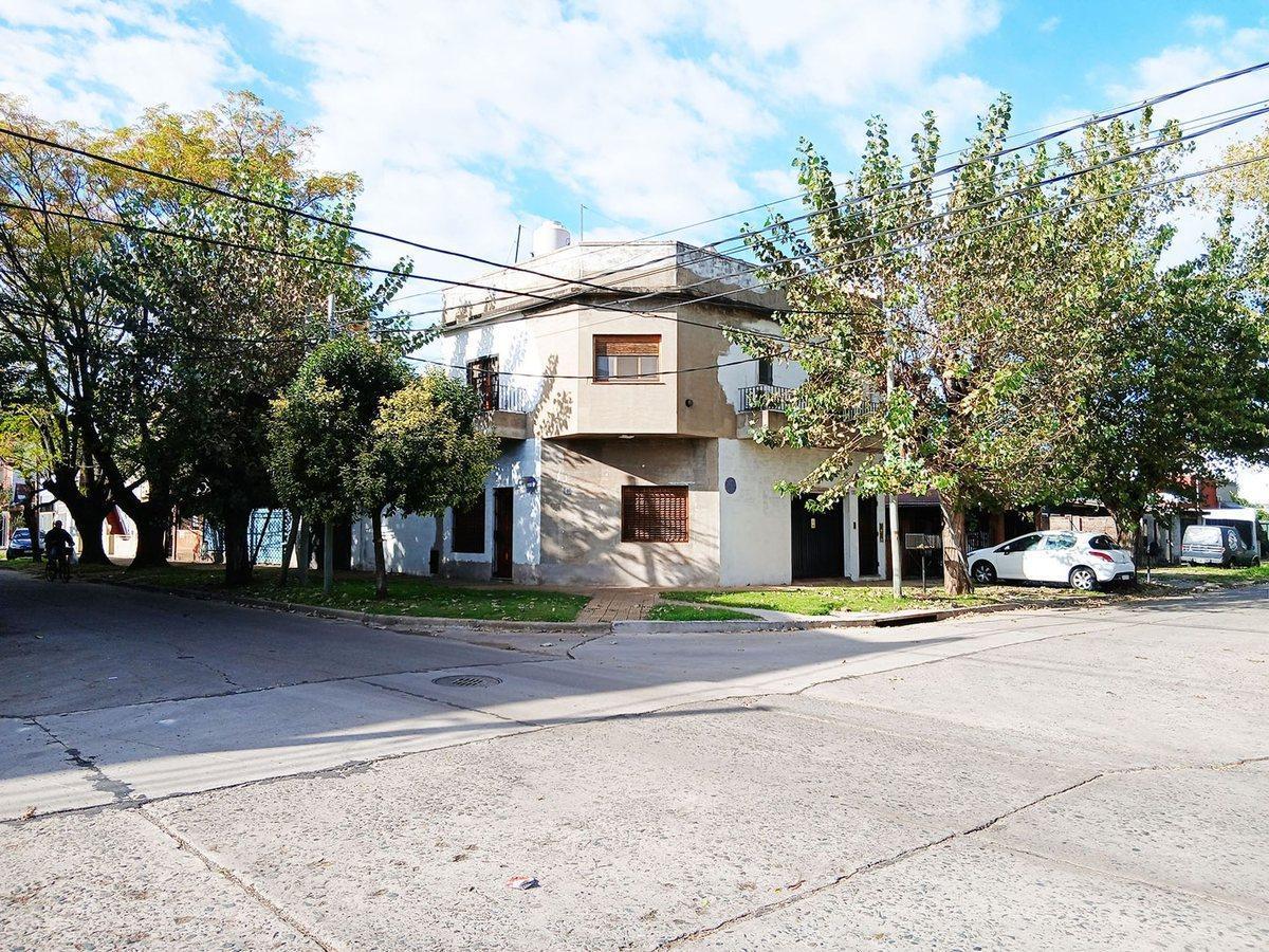 Venta en block PB y PA c/cocheras