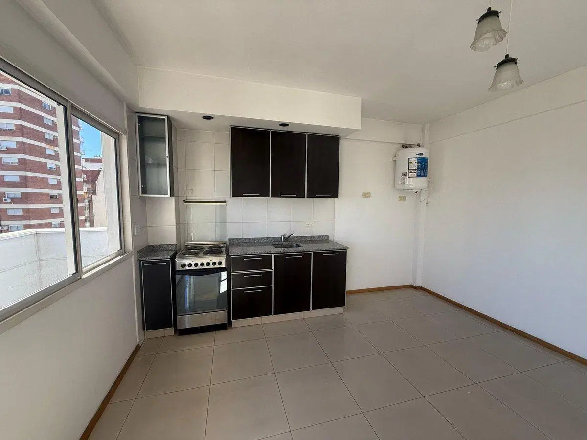 Hermoso departamento 2 amb. con mucha luz 4