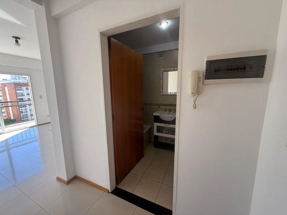 Hermoso departamento 2 amb. con mucha luz 3