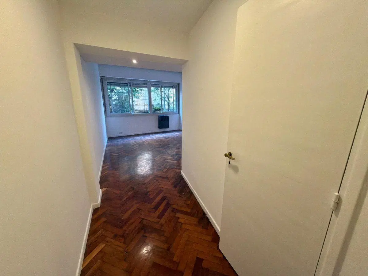 Venta Depto 3 Amb al Frente con Terraza Propia. 4