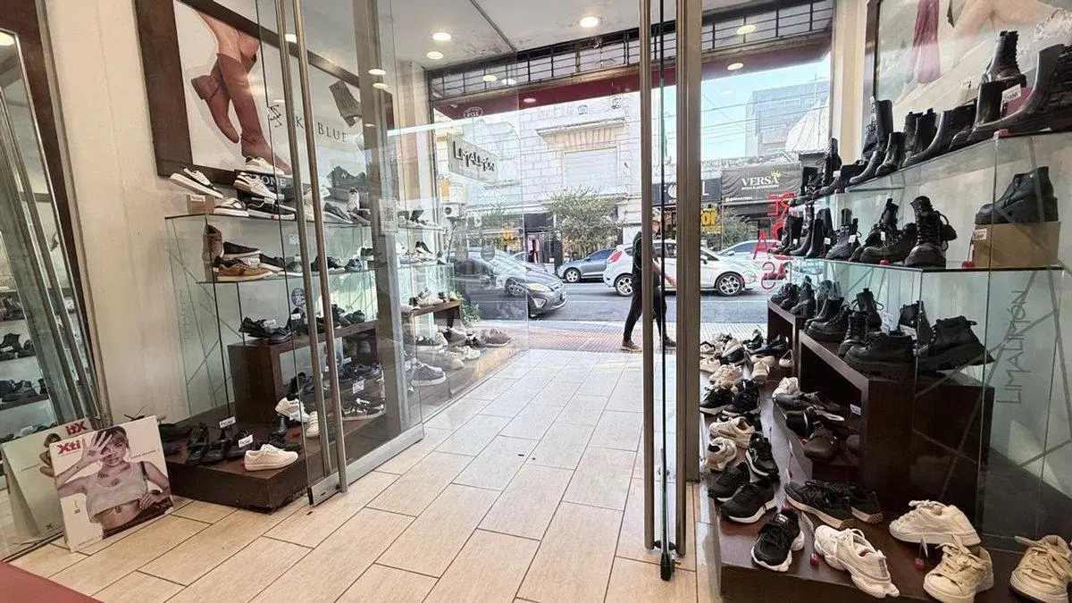 VENDE LOCAL COMERCIAL 46M2 DEVOTO 5