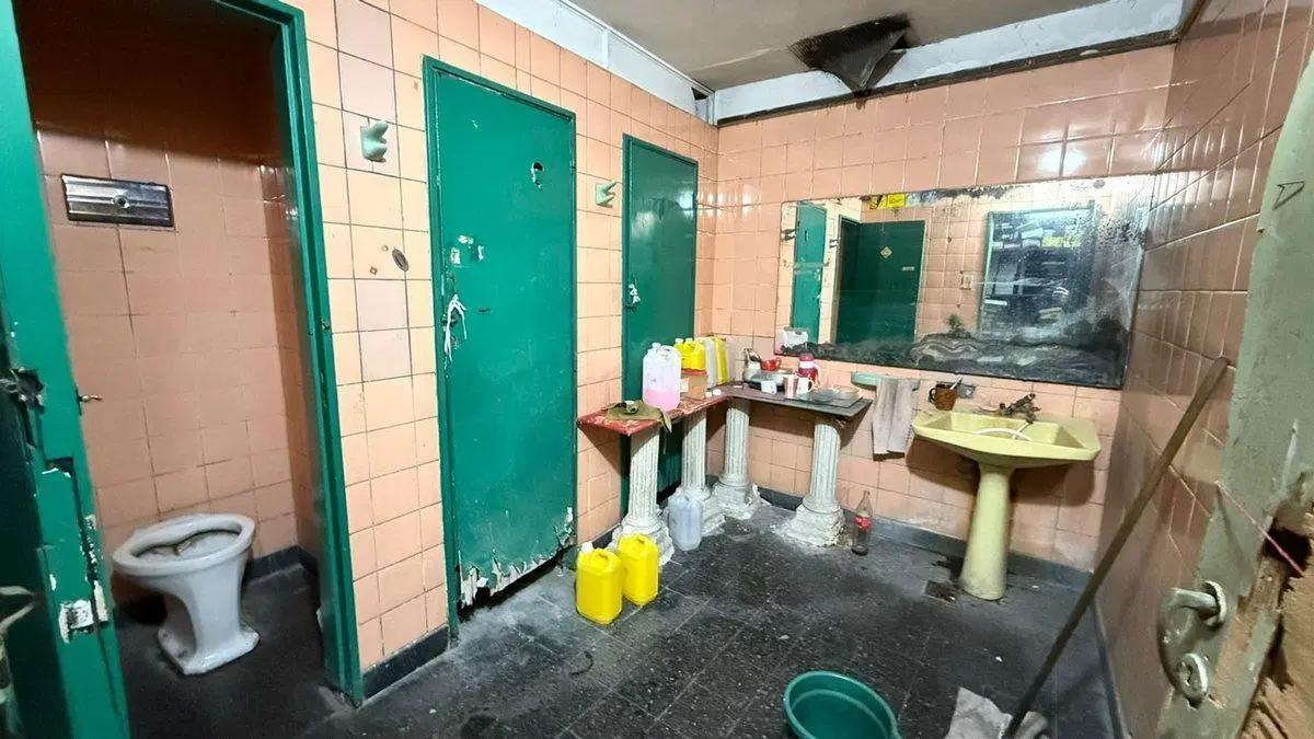 VENDE LOCAL COMERCIAL 275M2 LINIERS 5