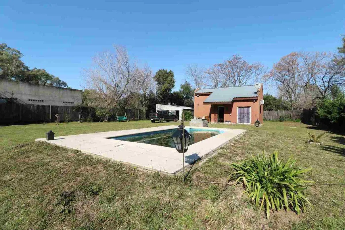 CASA QUINTA 1600 M2 barrio Malvinas gral Rodriguez 2