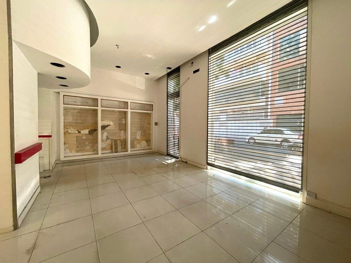 VENDE LOCAL COMERCIAL 70 m2 CUB FLORES