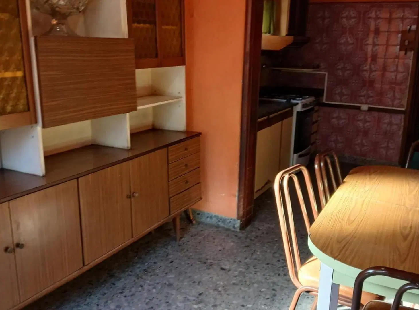VENTA PH CASEROS 5 amb, garage / patio / galpon 3
