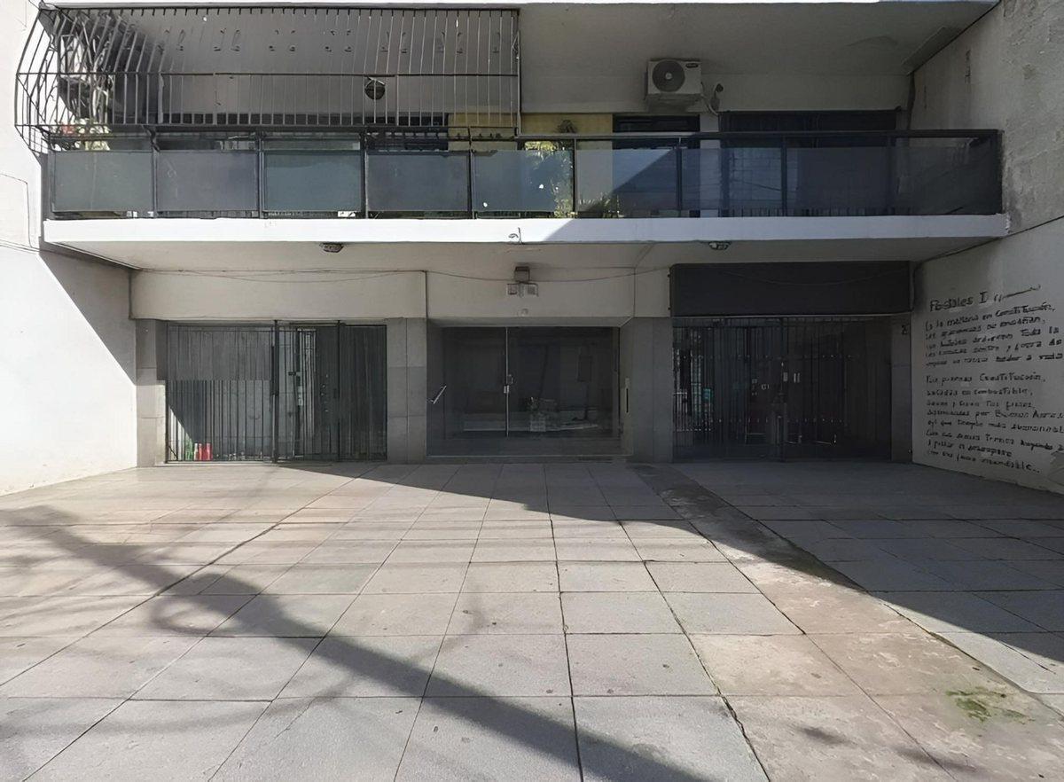Depto 3 ambientes patio Constitucion APTO CREDITO