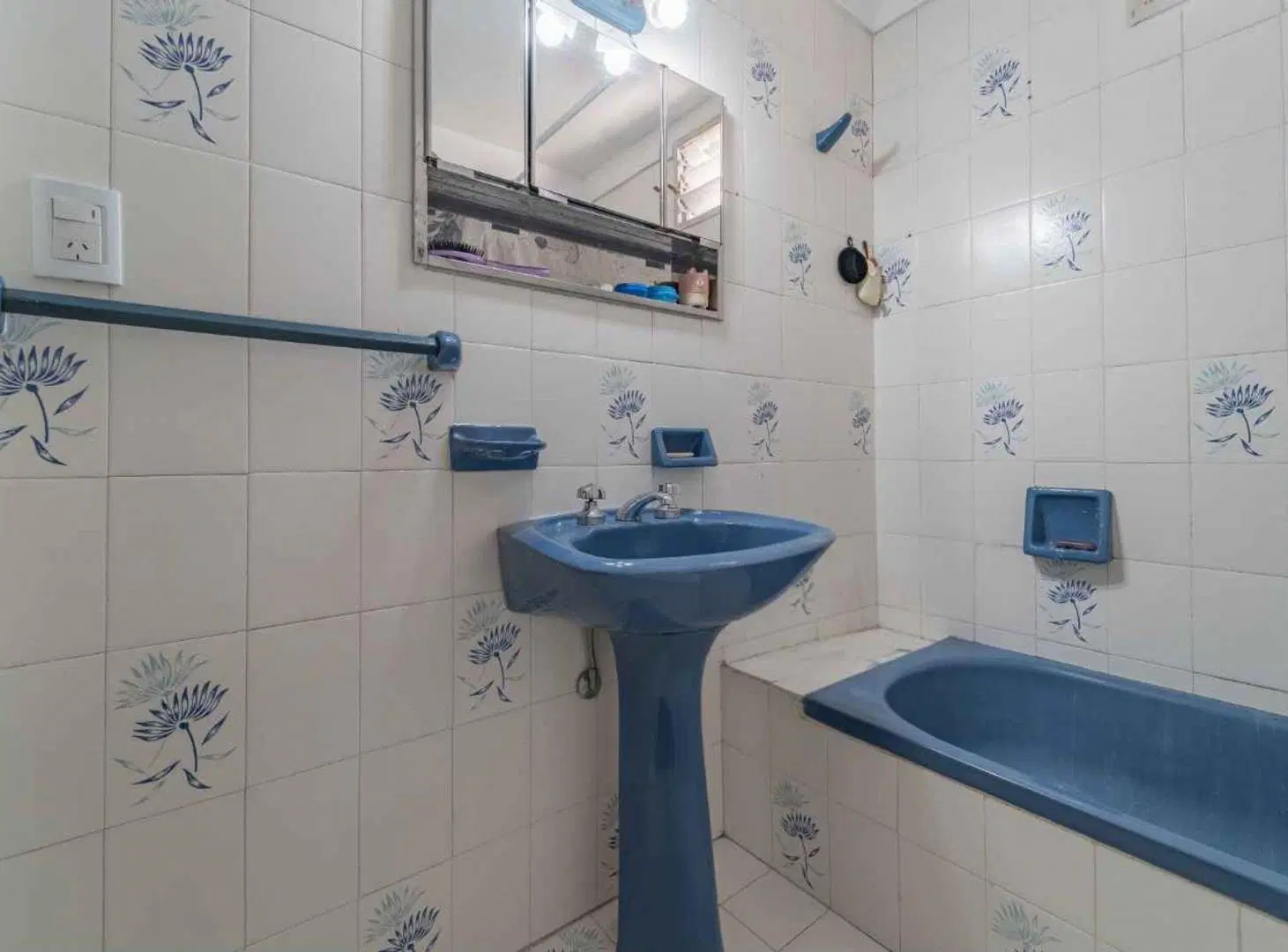 Depto 3 ambientes coch y toil  VENTA Villa Urquiza 2