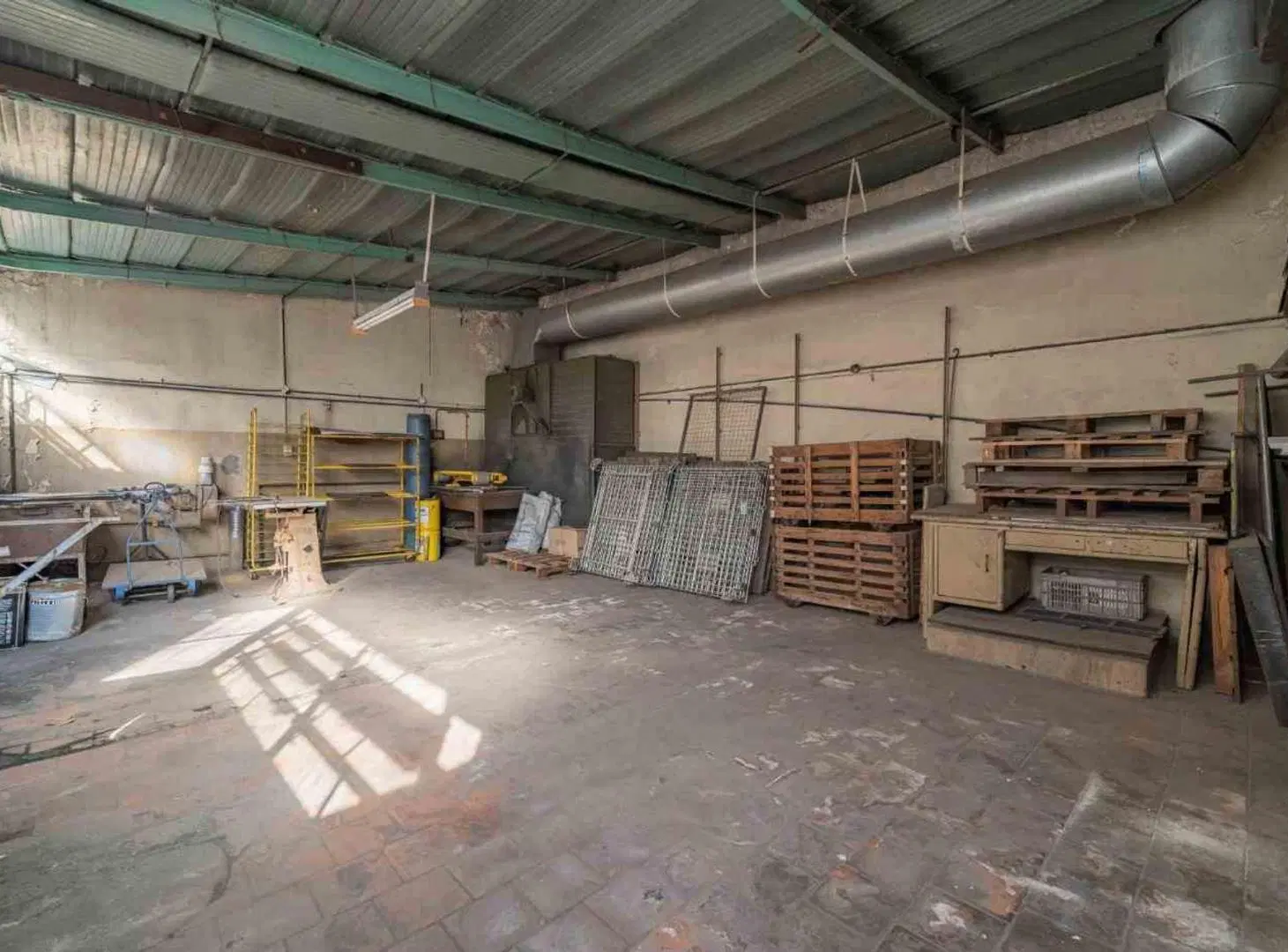 Deposito en VENTA La Paternal 580 m2 en 2 plantas 2