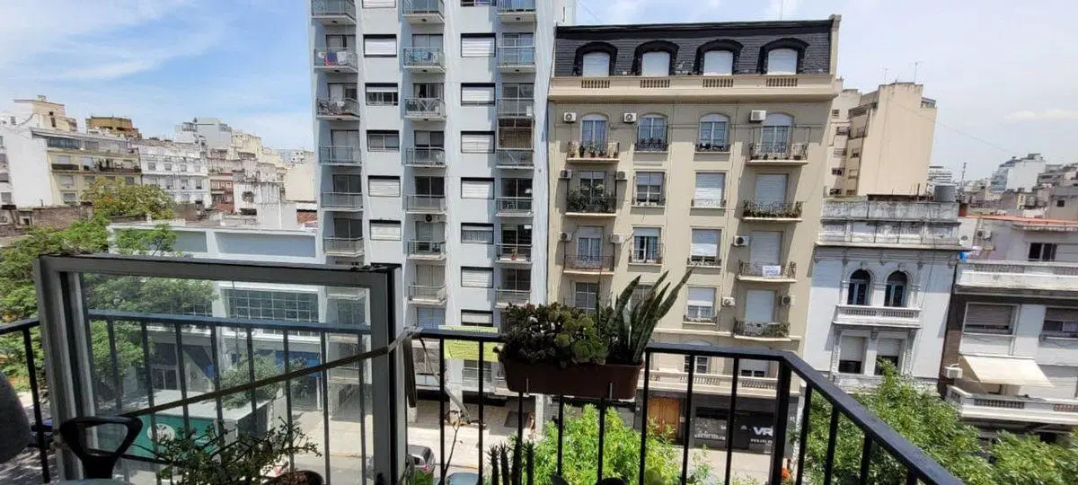 DEPARTAMENTO 2 AMBIENTES 5TO PISO AL FRENTE 5