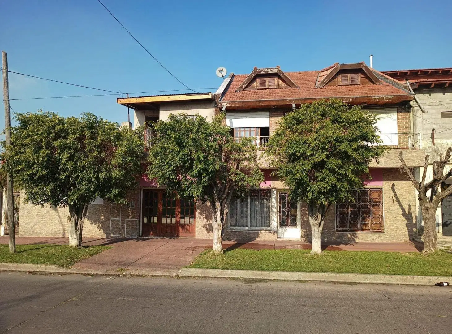 CASA 5 AMB VENTA S. MARTIN  C 2 DPTOS PARA RENTA 3