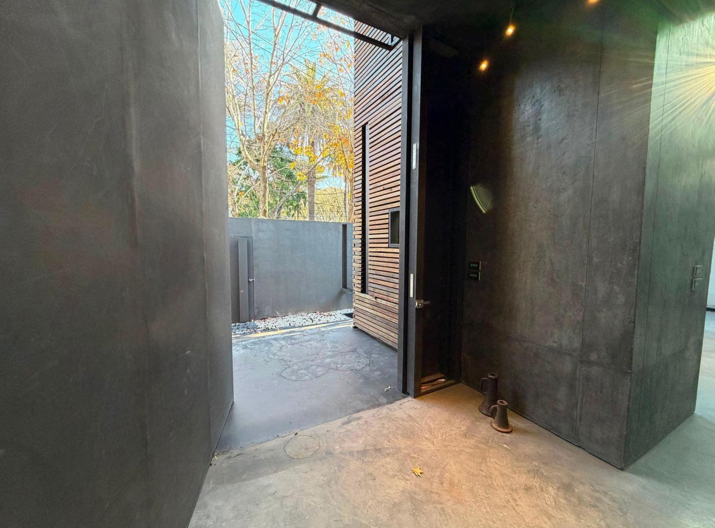 Foto de Vta Casa Diseño de autor, Zona Resid Olivos. Unica, imagen 5
