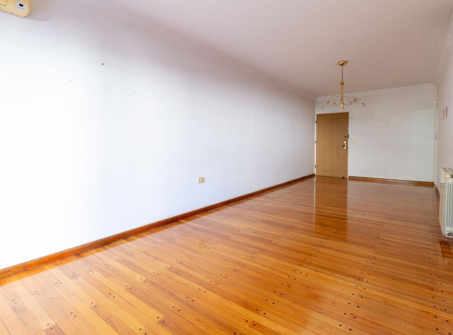 Foto de Venta Depto 4 amb cochera, patio y balcon terraza, imagen 4