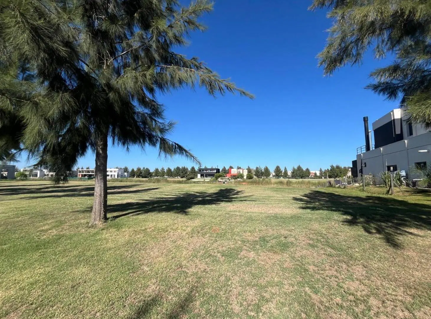 LOTE MEJOR UBICACION EN BARRIO EL NAUDIR ,ESCOBAR 5