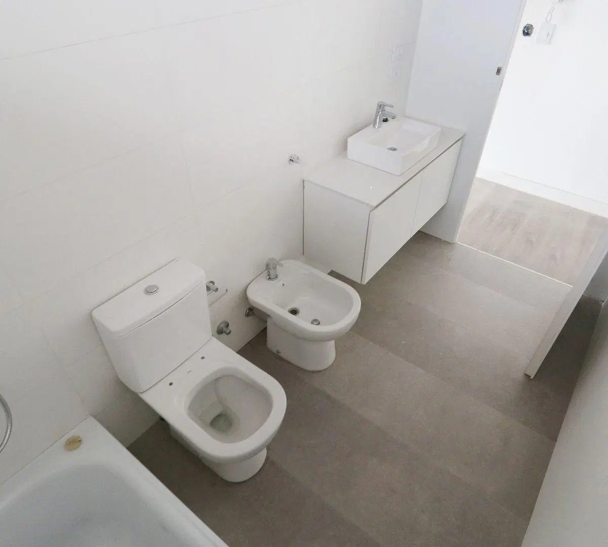 Monoambiente con balcón a estrenar 3