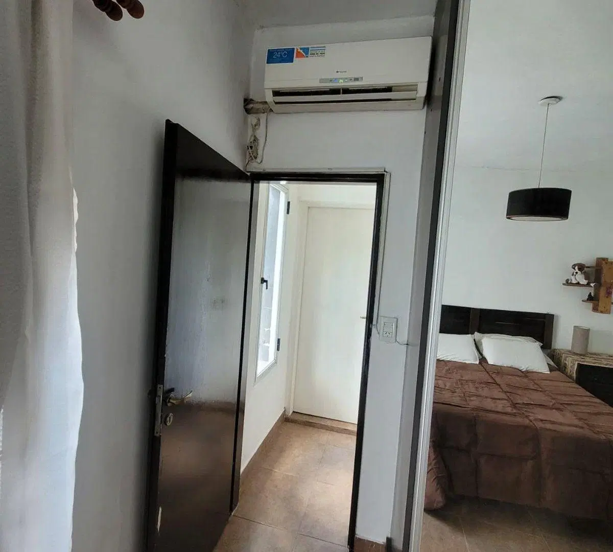 CASA EN LOTE PROPIO CON PARQUE Y PARRILLA 2
