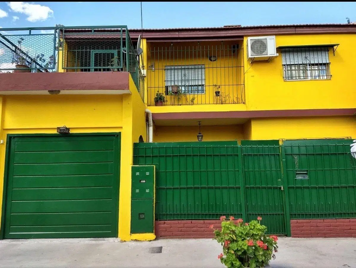 CASA MULTIFAMILIAR EN DOS PLANTAS GONZALEZ CATAN 3
