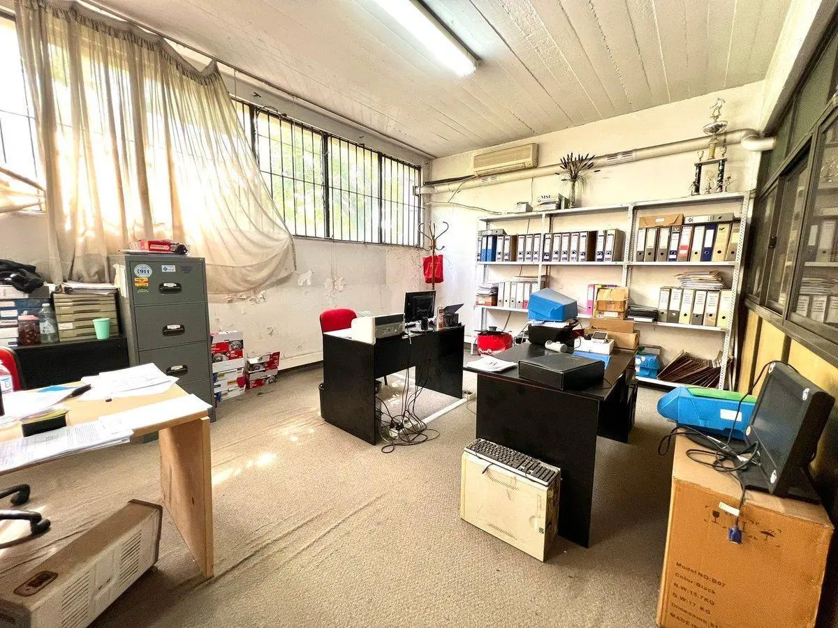 Deposito 1026m2 sobre lote propio - USAA 8