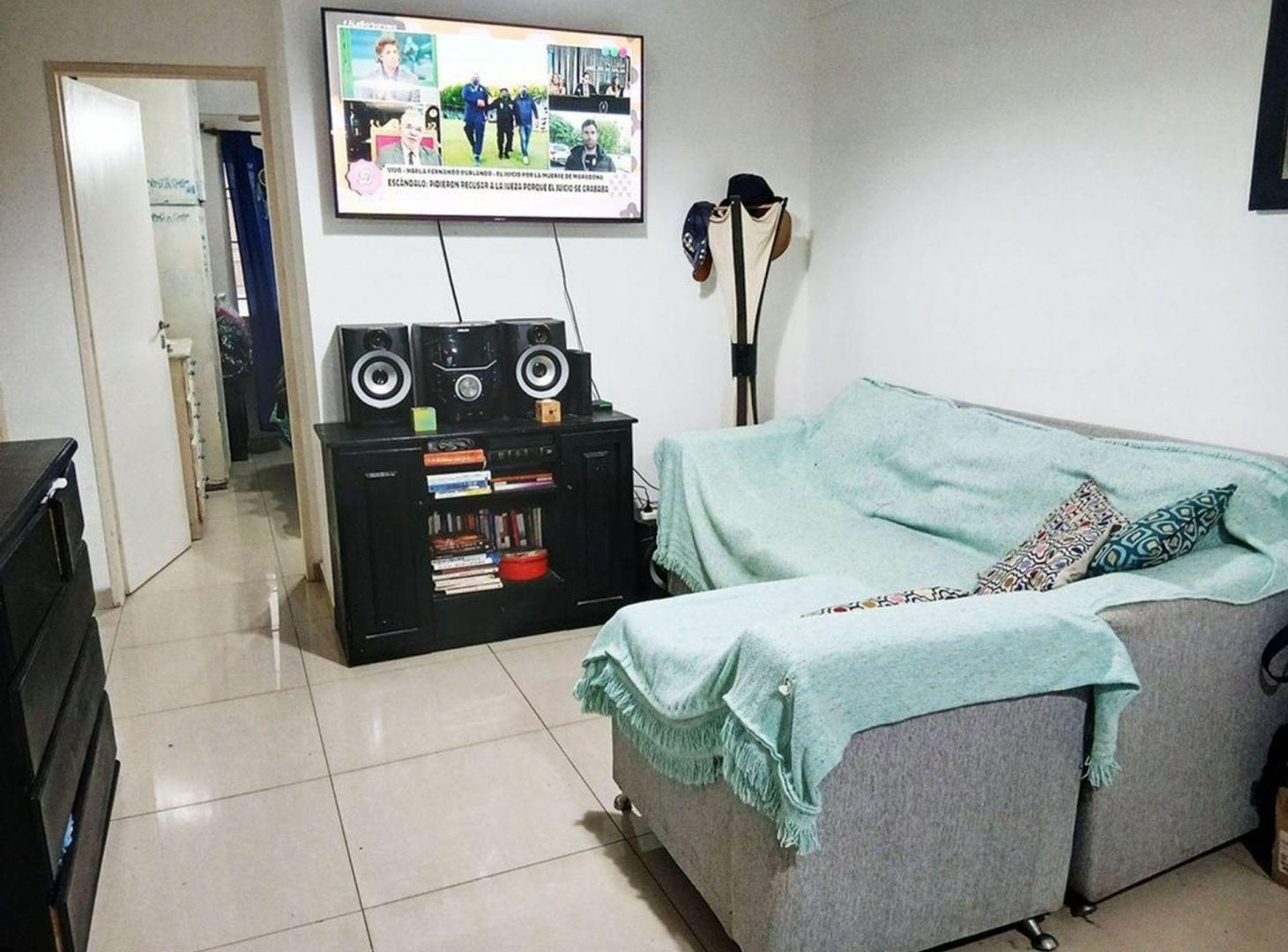 Foto de Venta 2 ambientes c/balcón al frente, Stos Lugares, imagen 1