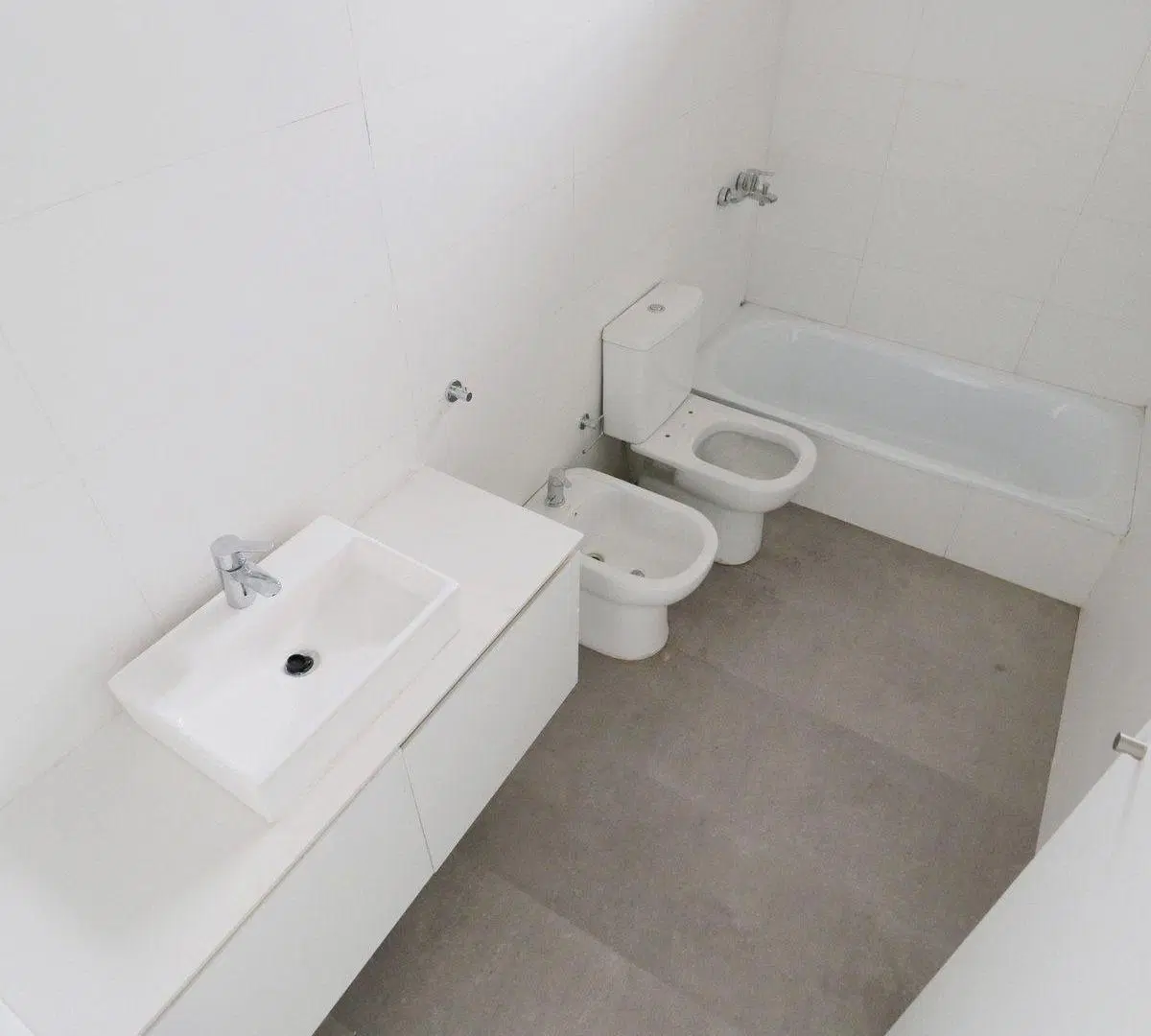 Monoambiente con balcón a estrenar 4