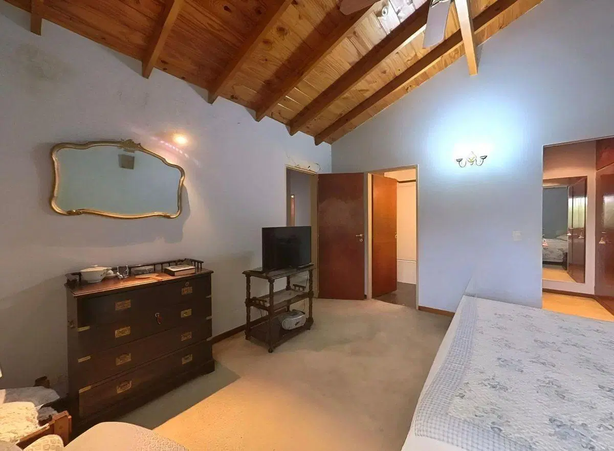 casa 5 amb VENTA San Isidro zona colegios 5