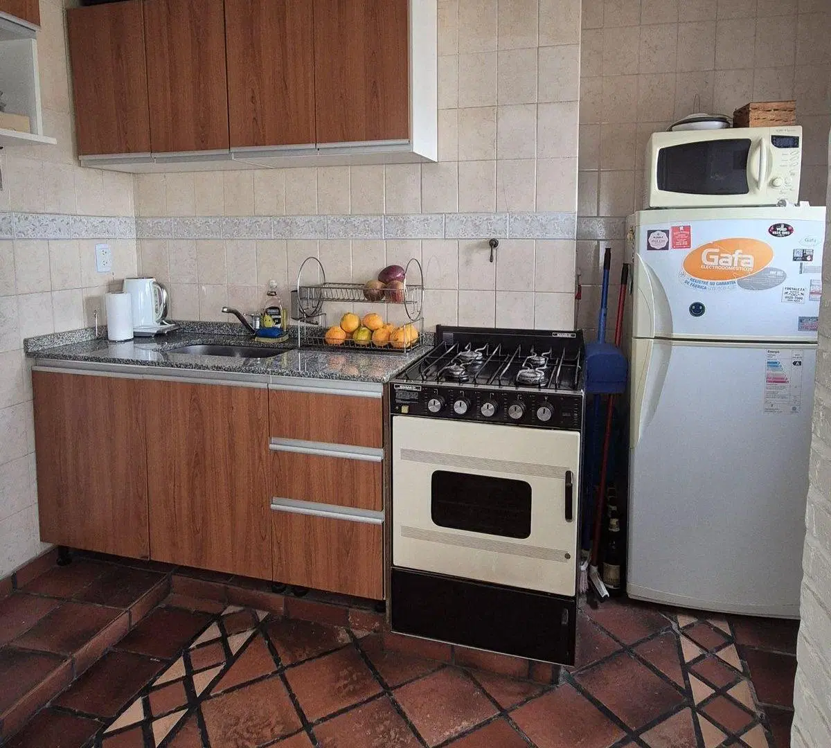 Departamento de dos ambientes con amplio balcón 2