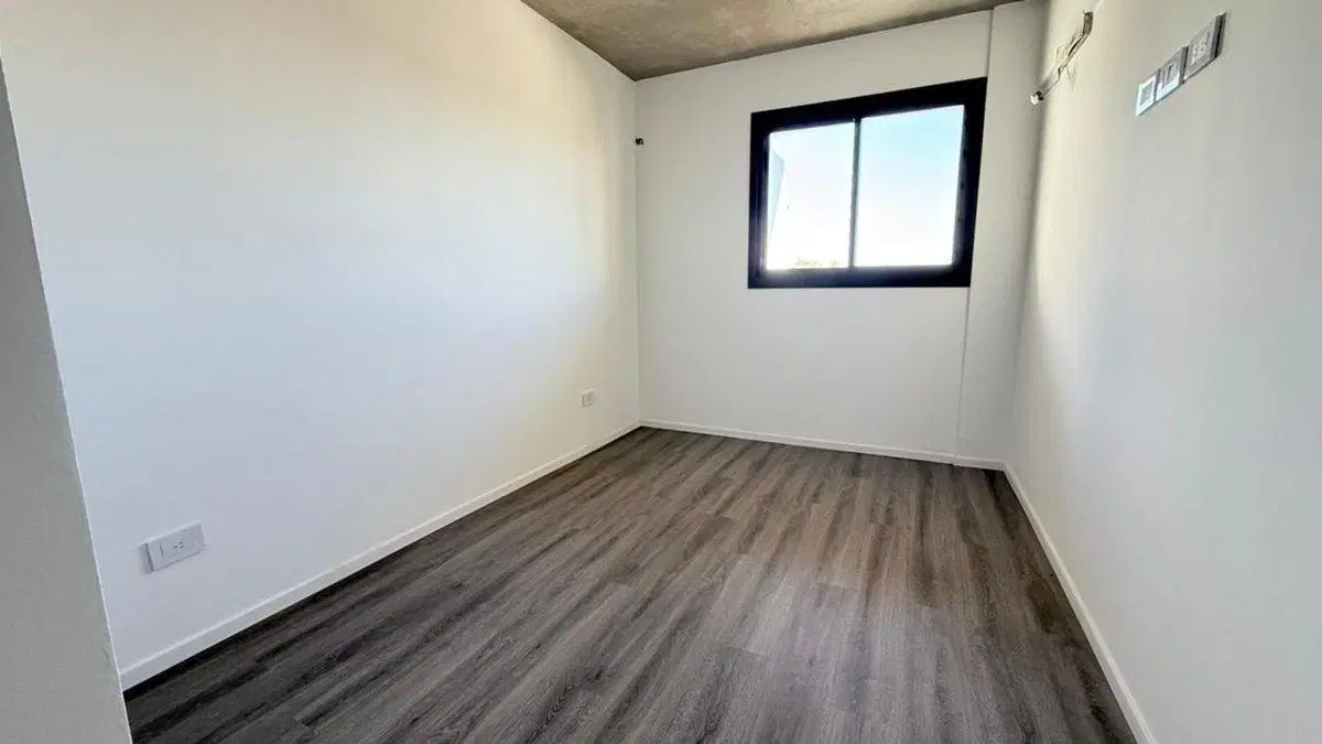 VENDE 2 AMB A ESTRENAR DEVOTO ! 8