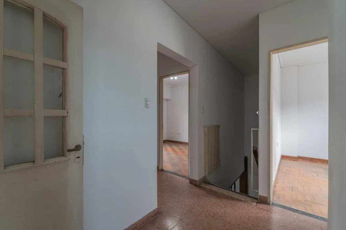 Casa 5 amb. C/Jardin con parrilla y Garage 8
