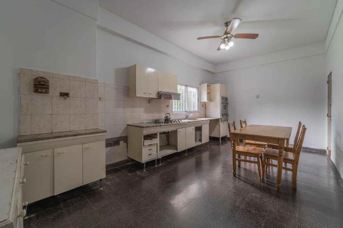 Casa 5 amb. C/Jardin con parrilla y Garage 3