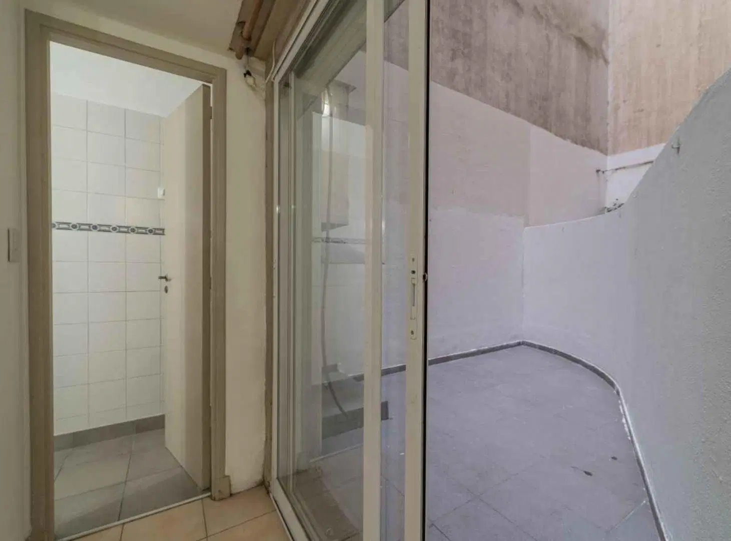 MONO Planta baja CON PATIO OPORTUNIDAD!!! EXC UBIC 2
