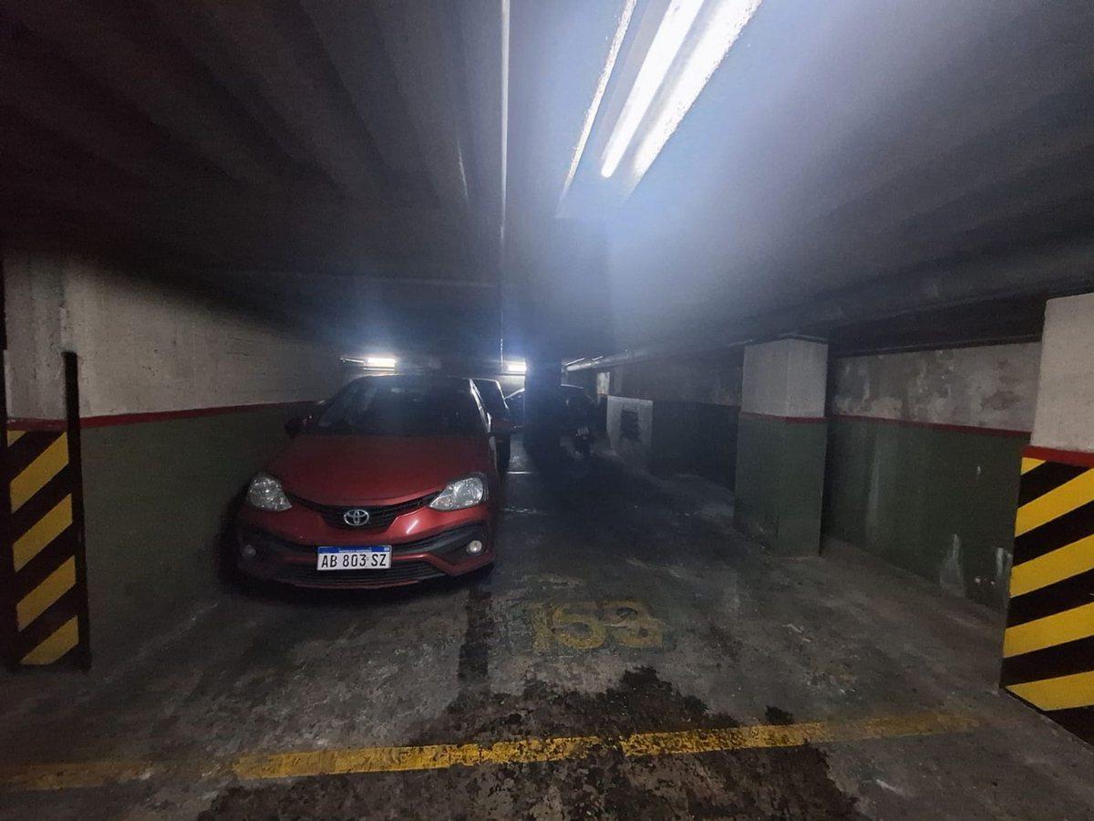Foto de COCHERA fija en venta Tribunales ideal auto y moto, imagen 2