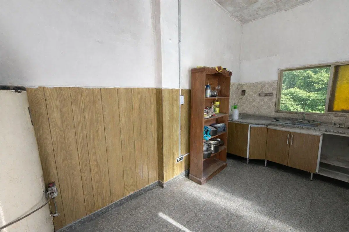 CASA EN VENTA 4 AMB A REFACCIONAR - LOMA HERMOSA 8
