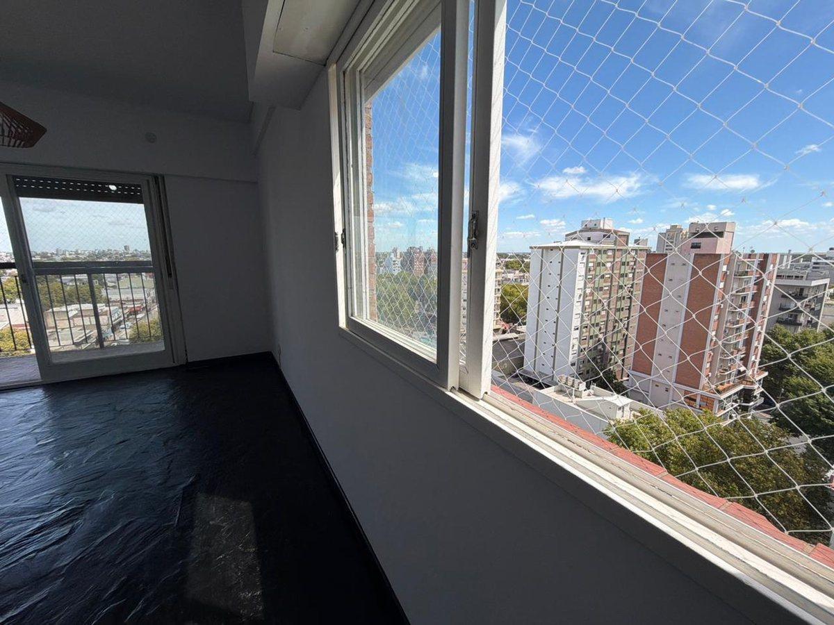 Foto de SE VENDE 2 AMB CON COCH CENTRO DE SAN MARTIN, imagen 1