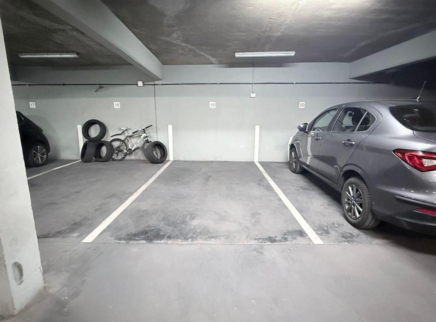 Foto de VENDE ESPACIO GUARDACOCHE FIJA SUBSUELO, imagen 4