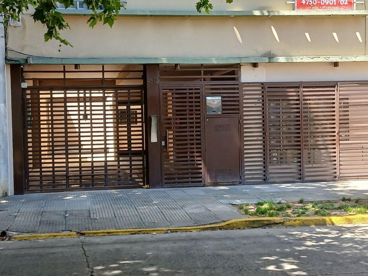 Foto de Venta de monoambiente divisible en Caseros Norte, imagen 2