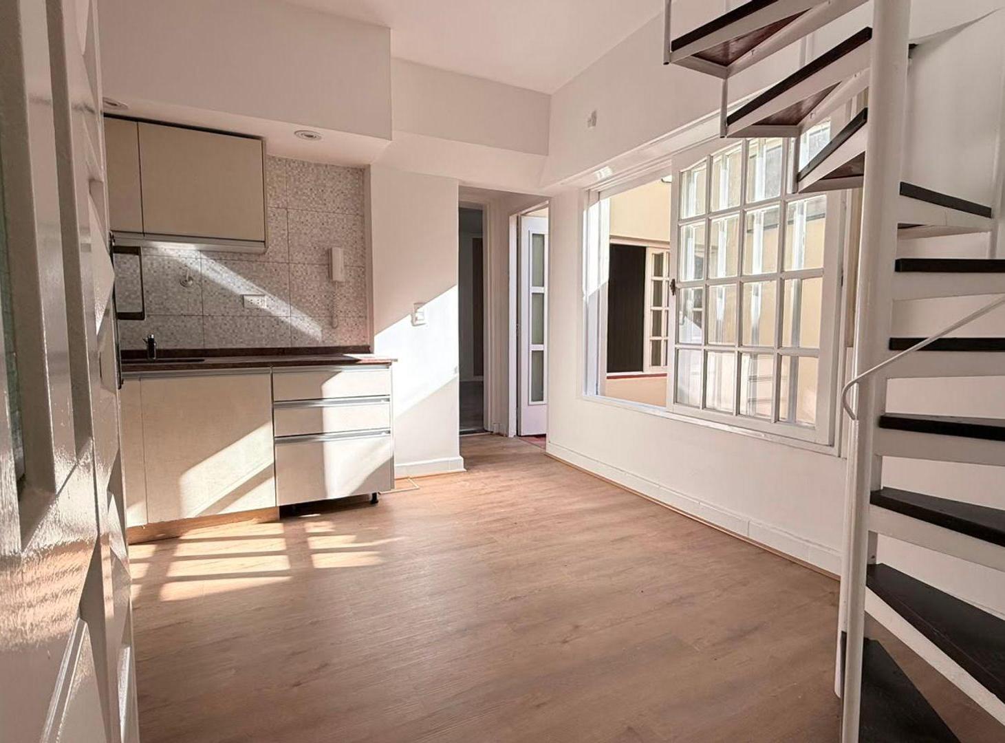 Foto de VENDE 3 AMB CON QUINCHO TERRAZA 145M2 TOT, imagen 2