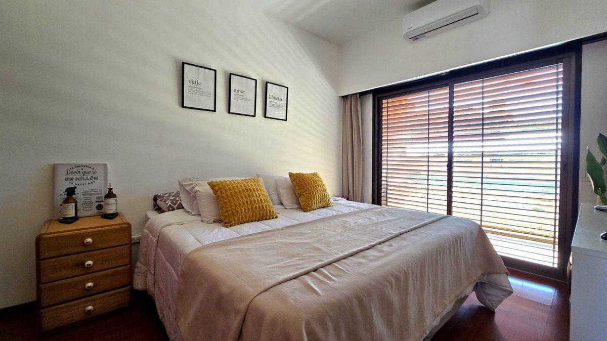 Foto de CASA 4 AMB. CON JARDIN Y COCHERA, imagen 3