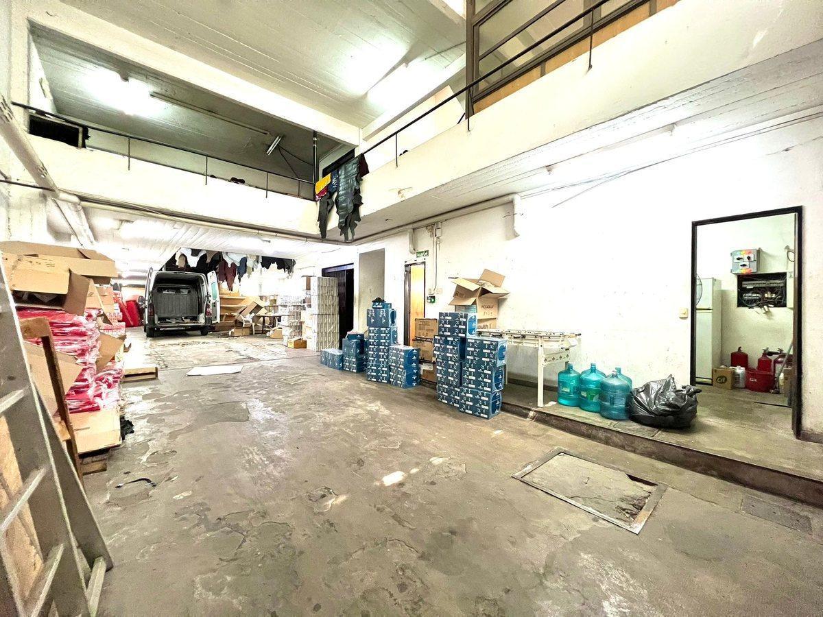 Foto de Alquiler deposito c/oficinas Liniers - 1.026m2, imagen 1