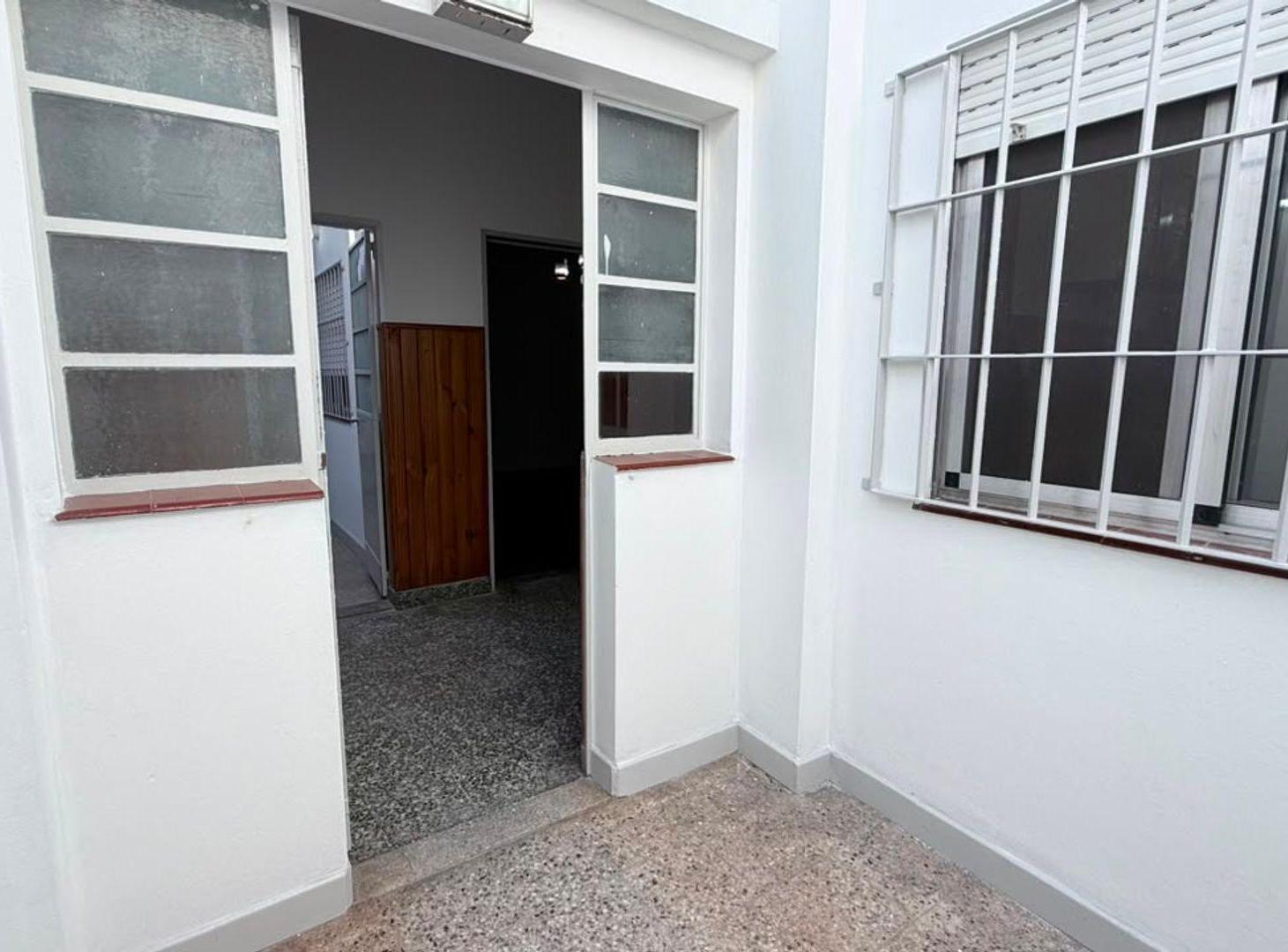 Foto de VENDE 2 AMB CON PATIO Y TERRAZA, imagen 1