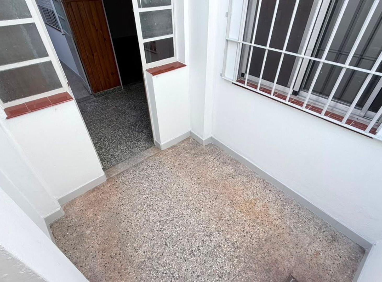 Foto de VENDE 2 AMB CON PATIO Y TERRAZA, imagen 3