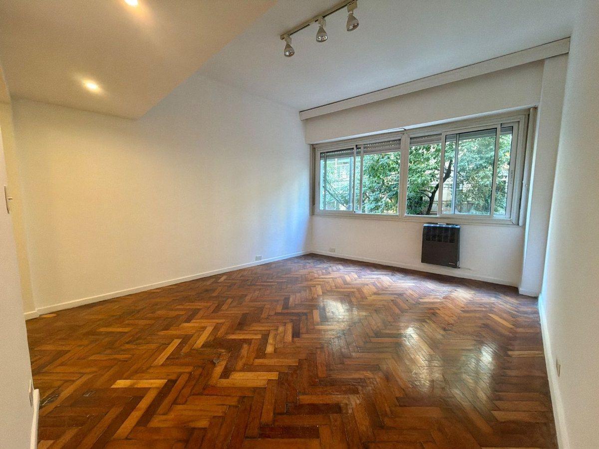 Foto de Venta Depto 3 Amb al Frente con Terraza Propia., imagen 3