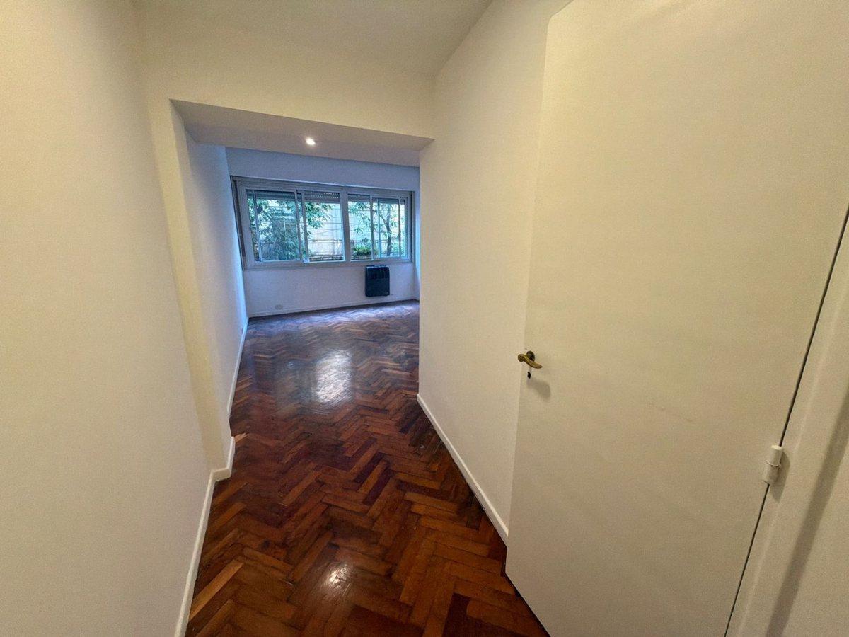 Foto de Venta Depto 3 Amb al Frente con Terraza Propia., imagen 5