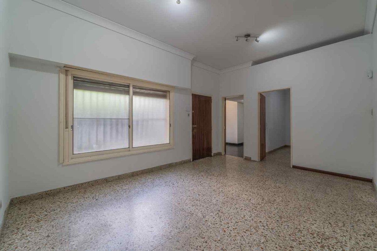 Foto de Casa 5 amb. C/Jardin con parrilla y Garage, imagen 4