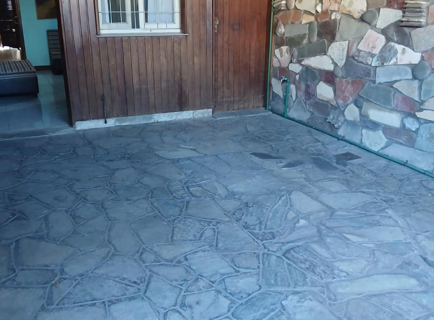 Foto de VENTA PH CASEROS 5 amb, garage / patio / galpon, imagen 1