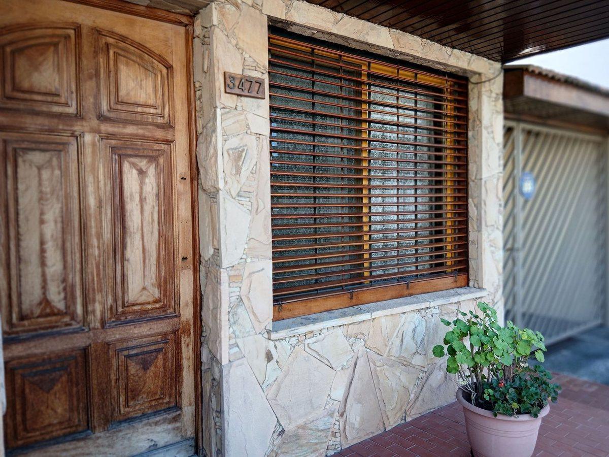 Foto de Venta chalet 3 ambientes con piscina y cocheras, imagen 5